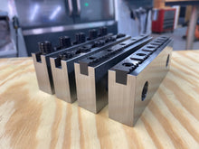 Load image into Gallery viewer, Gorilla Jaws with 1 inch Grippers (1 Inch Jaw)