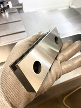 Load image into Gallery viewer, A-2 GORILLA JAWS WITH 1" INCH GRIPPERS