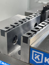 Load image into Gallery viewer, Serrated/ Smooth 1" Inch Gorilla Grippers