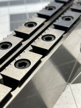 Load image into Gallery viewer, Gorilla Jaws with 1" inch Grippers (3/4 Jaw)